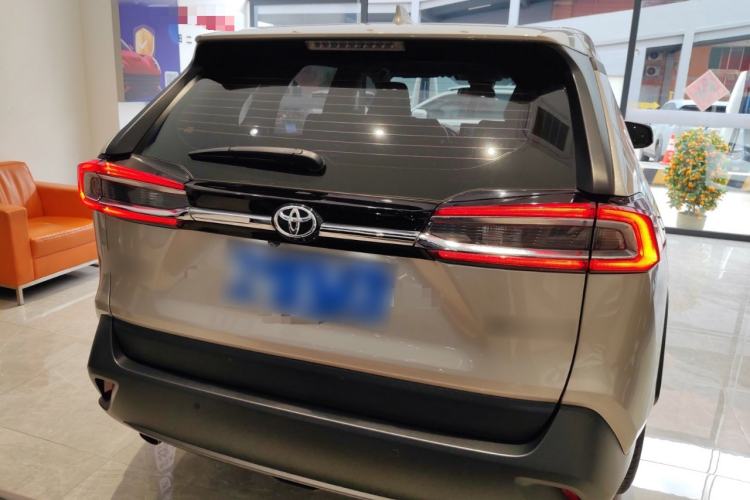 Used Toyota Wildlander 2024 2.0L CVT Two-Wheel Drive Leading Edition
