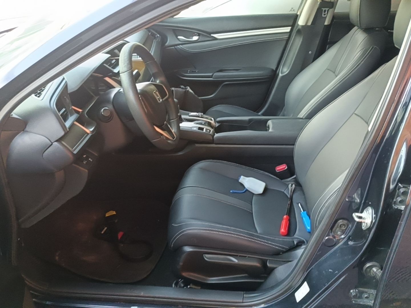 Interior delantero