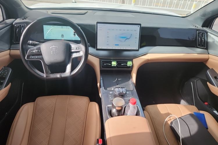 Used BYD Song L DM-i 2024 112 km Leading Edition Center Console