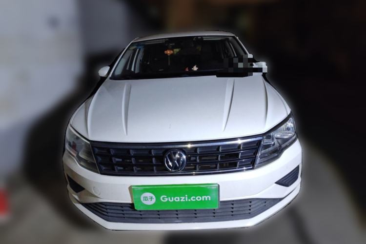 Used Volkswagen Jetta 2017 1.5L Manual Fashion Edition