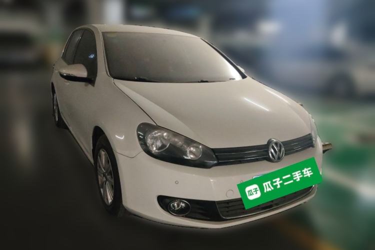 Used Volkswagen Golf 2012 1.6L Automatic Fashion Model Front Right 45 Deg