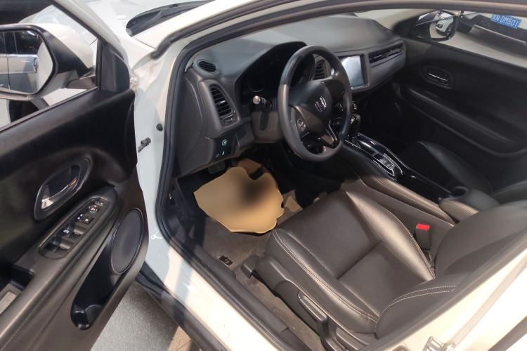 Used Honda Vezel 2015 1.5L CVT two-wheel drive Comfort trim Driver Seat