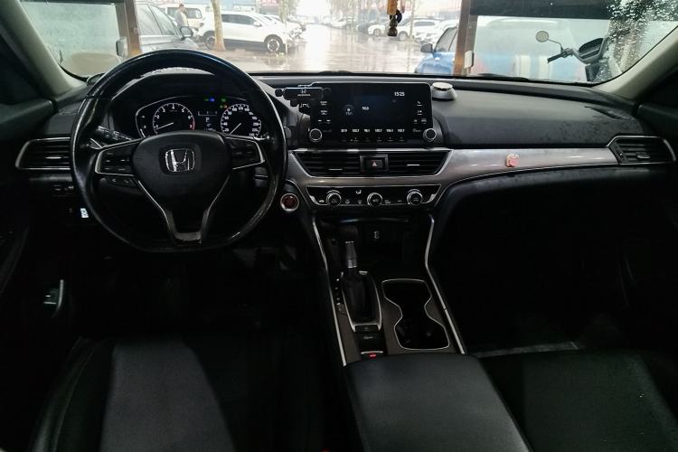 Used Honda Accord 2018 260TURBO Elite Edition China VI Center Console