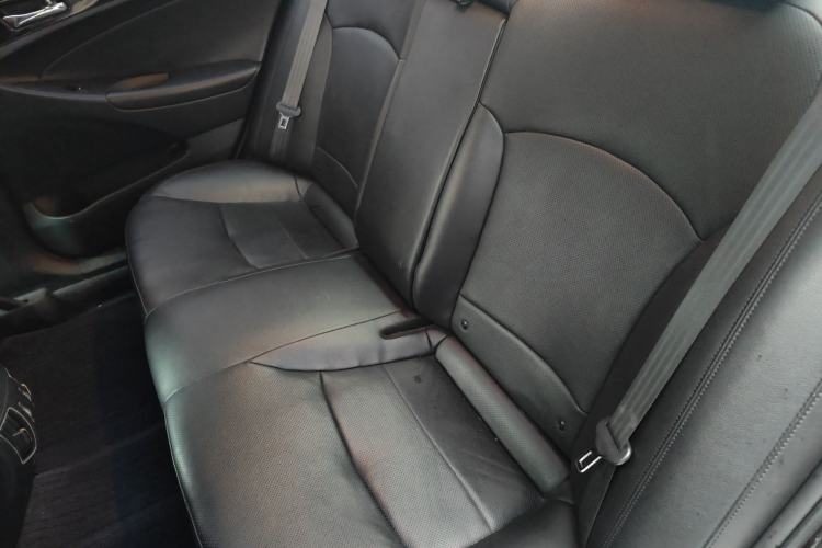 Used Hyundai Sonata 2014 2.4L Automatic Luxury Version China V Standard Left Rear Seat