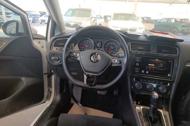 Used Volkswagen Golf 2019 280TSI DSG Luxury Version China VI Standard
