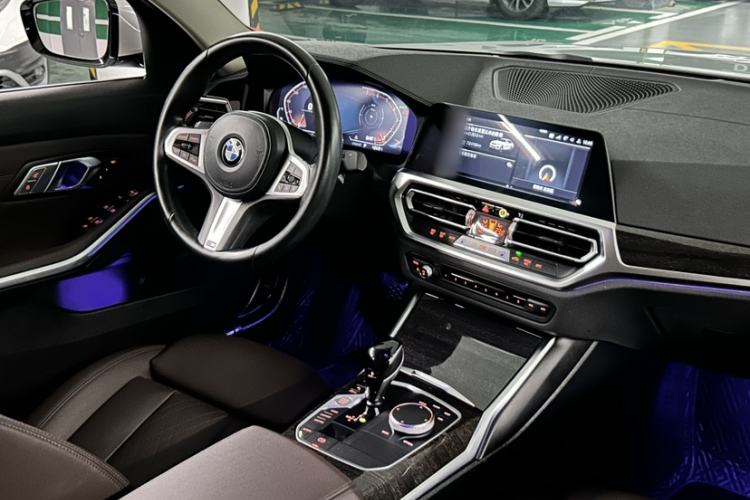 Used BMW 3 Series 2022 Updated 325Li M Sport Package Interior 2