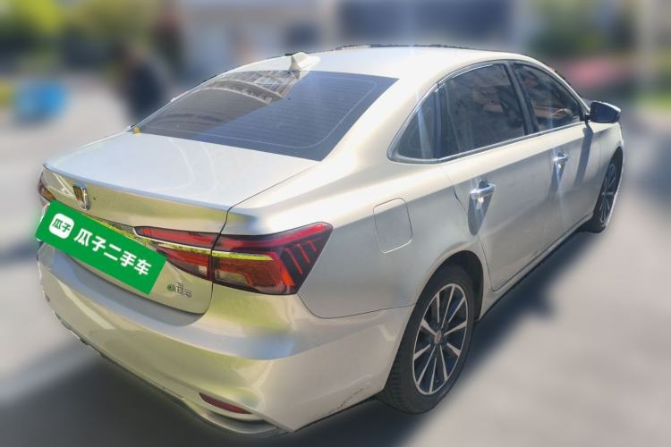 Used Roewe i6 New Energy 2017 45T Hybrid Connective Smart Luxury Edition