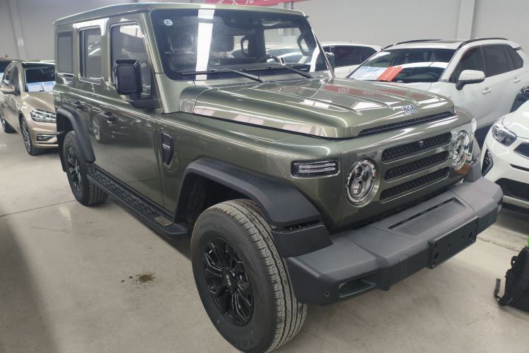 Used 212 T01 2024 2.0T Explorer