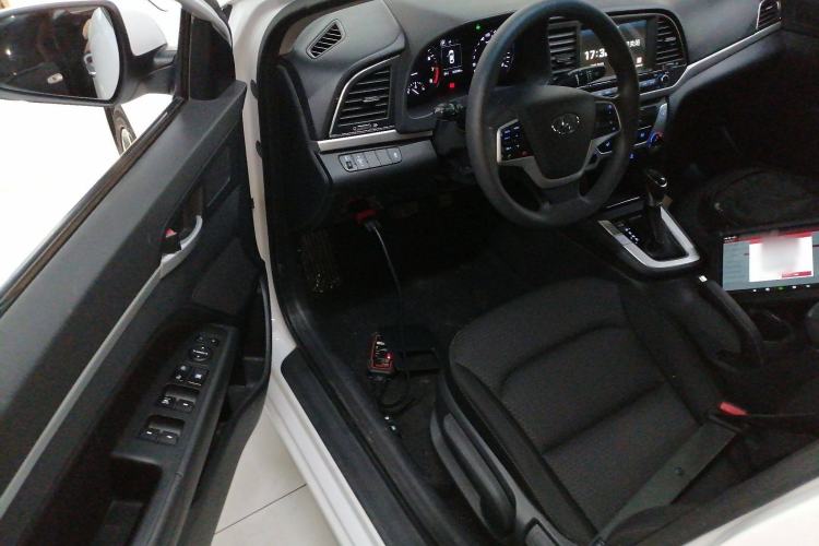 Used Hyundai Elantra (6th Generation / Lingdong) 2016 1.6L Automatic ZhiXuan – Elite Version
