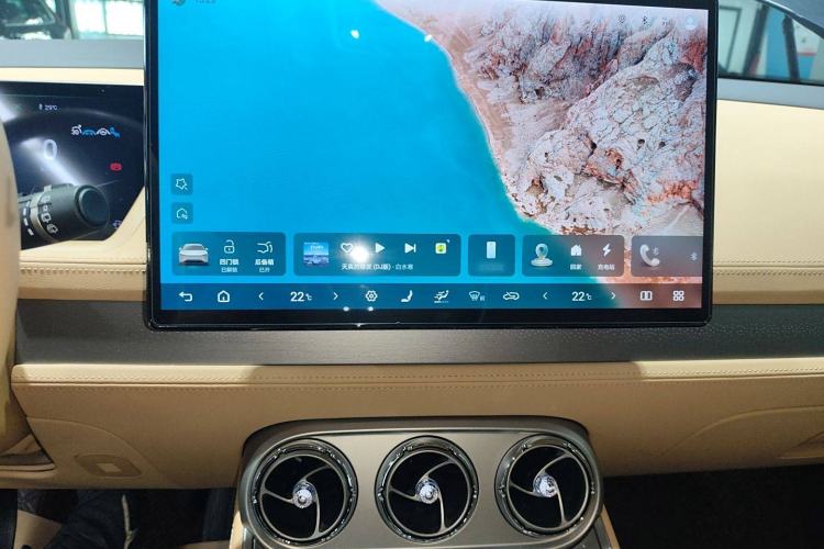 Used Denza N8 2023 Four-Wheel Drive Ultra-Hybrid Flagship Six-Seater Version