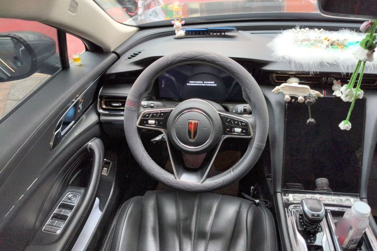 Used Hongqi H5 2023 2.0T Automatic Smart Connect Flagship Edition Steering Wheel