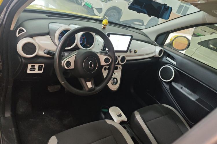 Used ORA Black Cat 2021 351 km Luxury Version Center Console