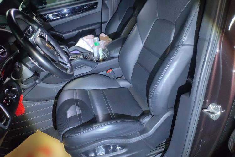 Used Porsche Cayenne 2019 Cayenne 3.0T Left Front Seat