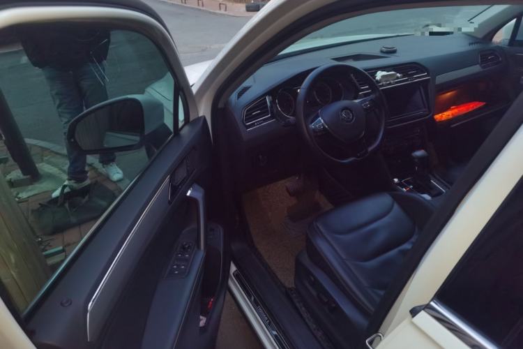 Used Volkswagen Tiguan L 2019 330TSI Automatic Two-Wheel Drive Smart Luxury Version China V Emission Standard