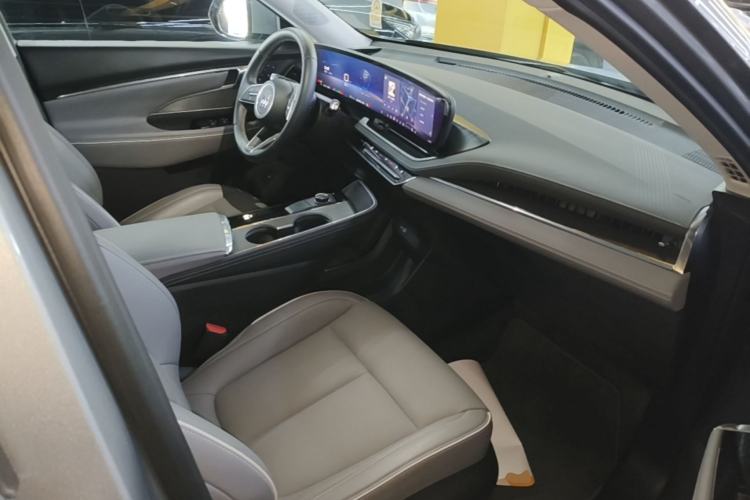 Used Buick E5 2025 Model 620KM Prestige Edition
