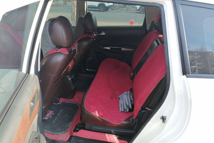 Used Haima V70 2016 1.5T Automatic Comfort & Enjoyment Version 7 Seats
