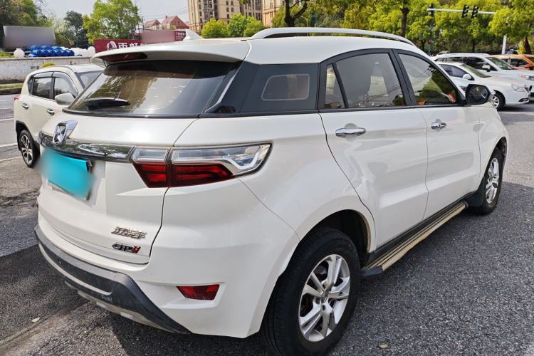 Used JMC Yusheng S330 2016 1.5L GTDi Automatic Two-Wheel Drive Comfort Edition Rear Right 45 Deg