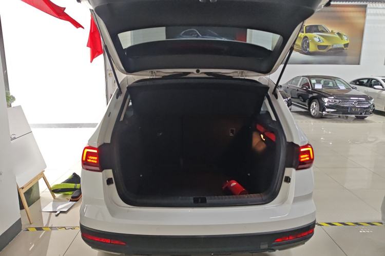 Used Volkswagen Tharu 2020 280TSI Two-Wheel Drive Comfort Edition China VI Standard Trunk