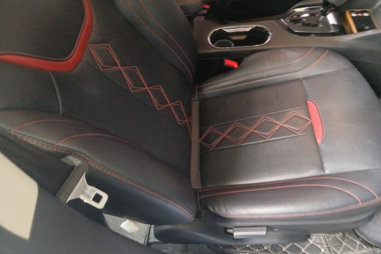 Used Soueast DX3 2018 1.5T CVT Luxury Model Right Front Seat