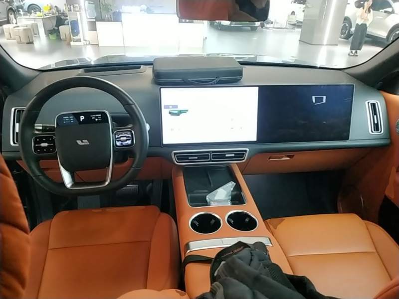 Used Li Auto L9 2025 Ultra Smart Refreshed Edition — 9