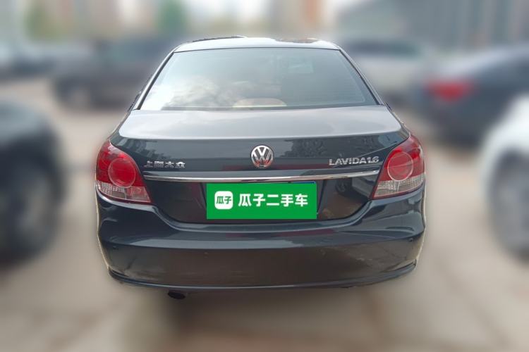 Used Volkswagen Lavida 2011 1.6L Automatic Premium Edition
