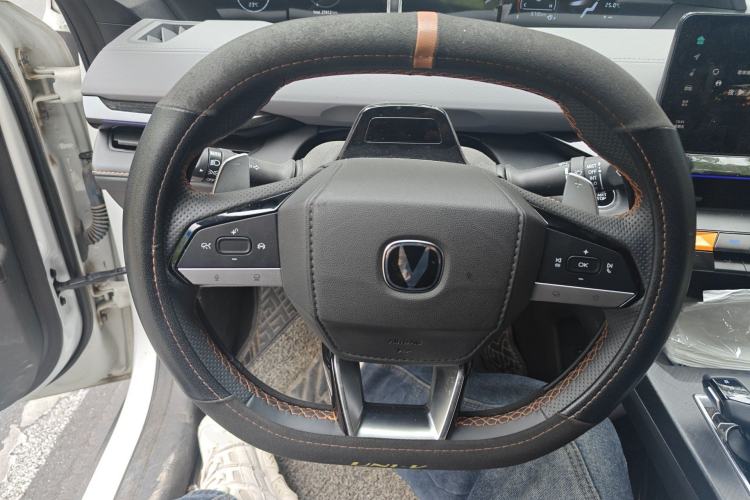 Used CHANGAN UNI-V 2022 1.5T Prestige Version Steering Wheel