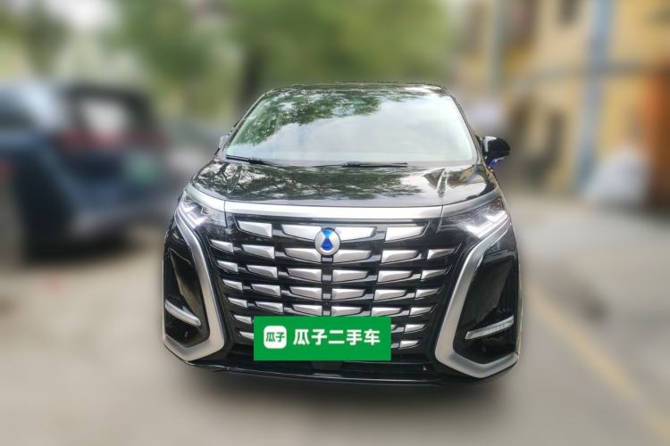 Used Denza D9 2022 DM-i 1040 Prestige Model