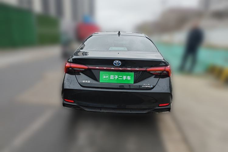 Used Toyota Avalon 2019 Dual-Engine 2.5L XLE Prestige Version China VI Standard