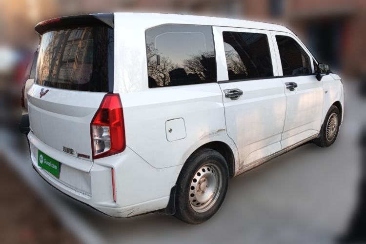 Used Wuling Hongguang PLUS 2020 1.5L Manual Standard Edition 7-Seater
