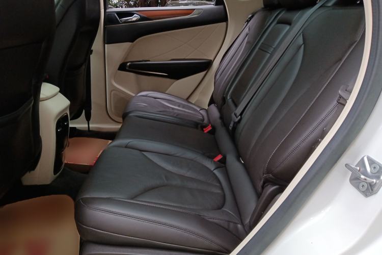 Used Lincoln MKC 2016 2.0T Two-Wheel Drive Luxury Edition