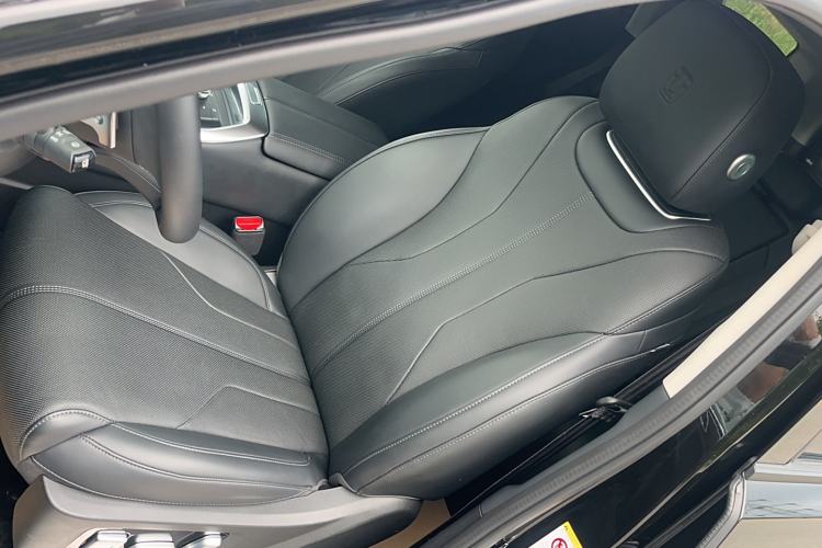 Used Tank 400 2025 2.0T Gasoline Version
