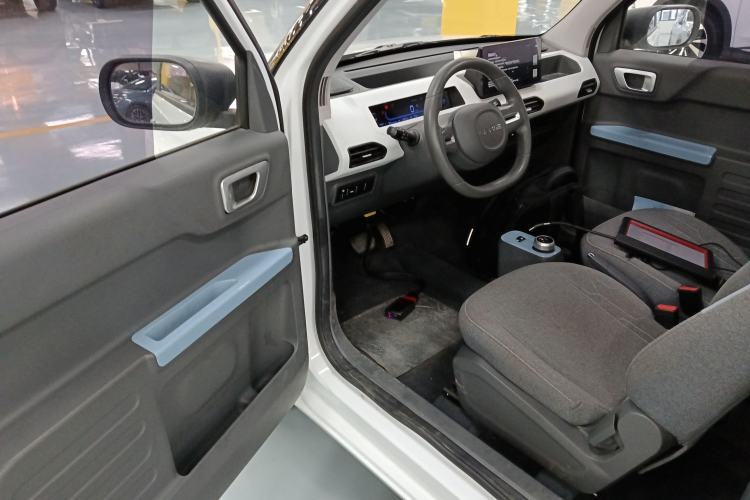 Used Geely Galaxy Panda 2023 Panda Mini 200km Dynamic Bear Driver Seat