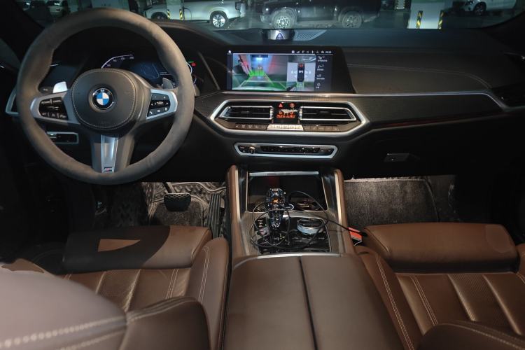 Used BMW X6 2022 Restyled xDrive40i M Sport Package Center Console