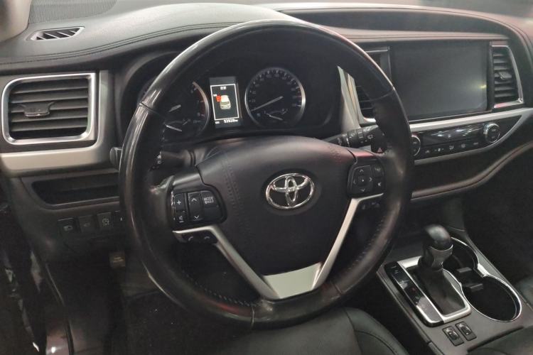 Used Toyota Highlander 2021 2.0T Four-Wheel Drive Prestige Version 7 Seats