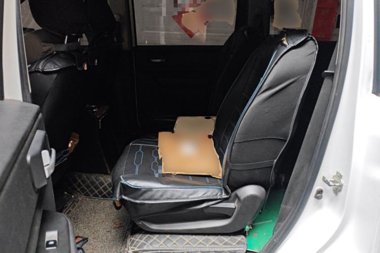 Used Wuling Hongguang PLUS 2019 1.5T Manual Comfort Version 7 Seats
