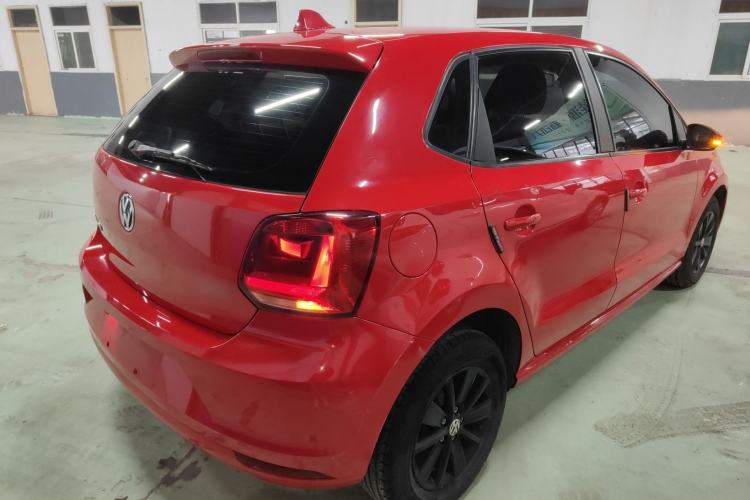 Used Volkswagen Polo 2016 1.4L Manual Fashion Model

