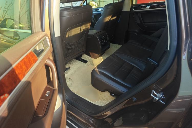 Used Volkswagen Touareg 2014 3.0 TSI New Edition