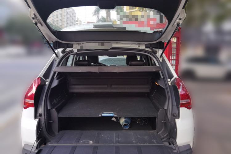 Used Peugeot 3008 2015 2.0L Automatic Trend Edition Trunk