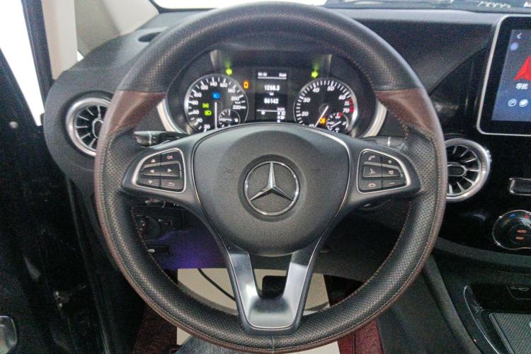 Used Mercedes-Benz Vito 2016 2.0T Elite Edition
