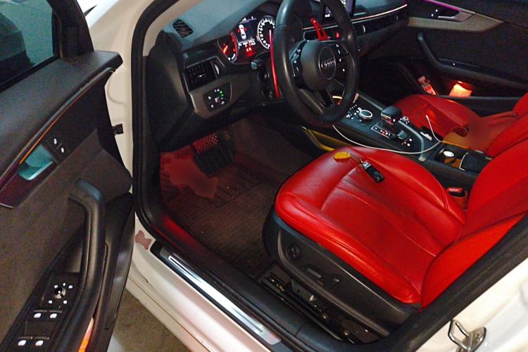 Used Audi A4L 2019 40 TFSI Ambition China VI
