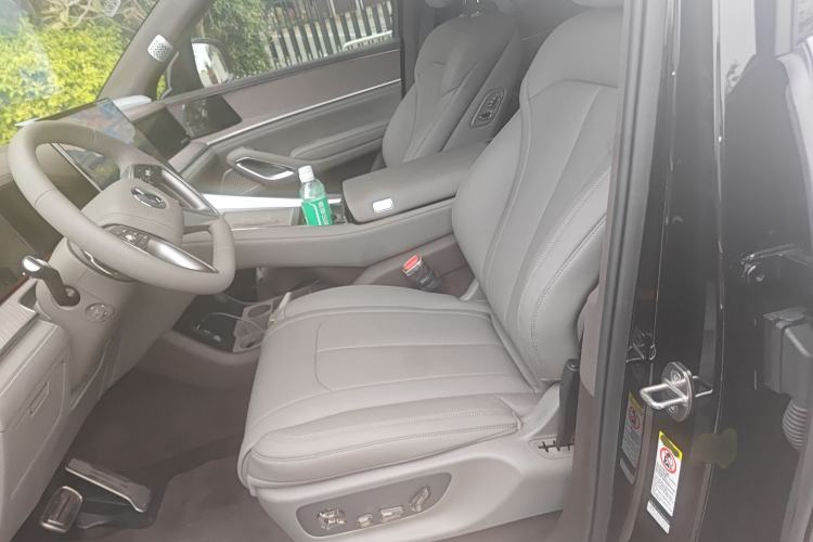 Used Denza N9 2026 Model Zunyue Model
