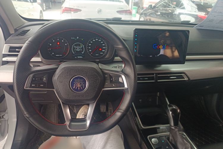 Used BYD Qin 2019 1.5L Automatic Prestige Model Center Console