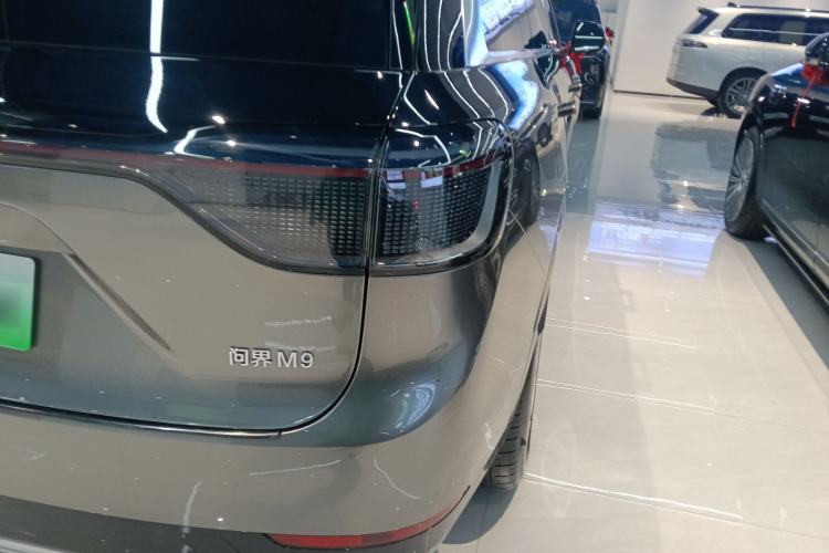 Used Hima AITO M9 2025 Extended-Range Ultra Version 52 kWh 6-Seater Right Rear Taillight