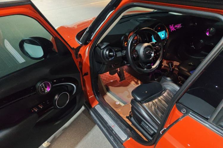 Used MINI MINI 2018 2.0T COOPER S Artist Five-Door Edition