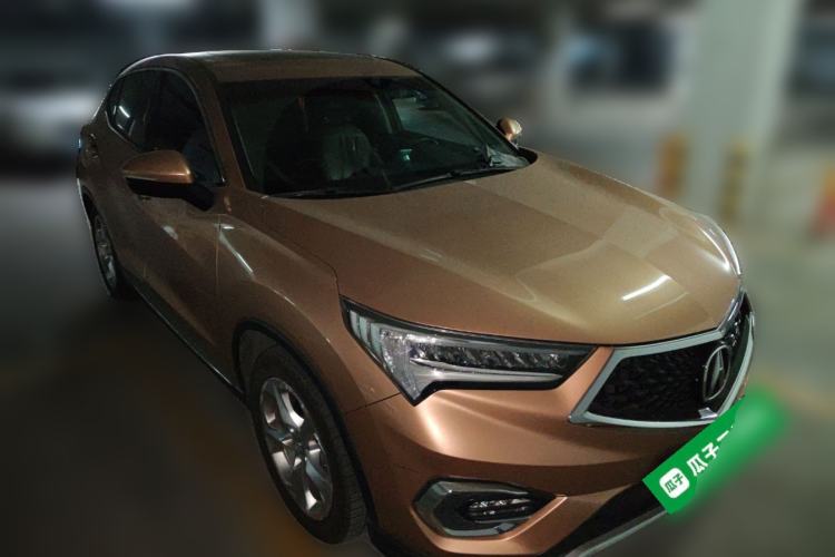 Used Acura CDX 2016 1.5T Two-Wheel Drive Deluxe Edition Front Right 45 Deg