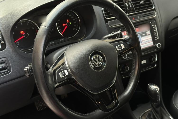 Used Volkswagen Polo 2016 1.6L Automatic Luxury Model

