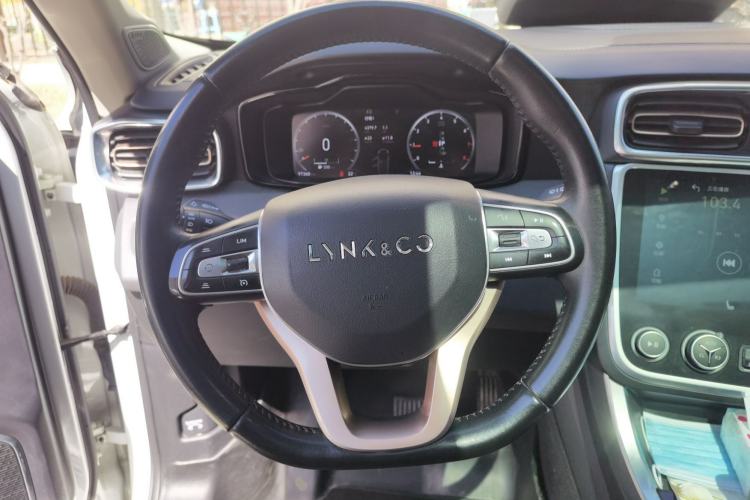 Used Lynk & Co 01 2017 2.0T Two-Wheel Drive Pro Edition
