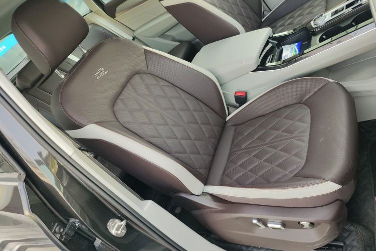 Used Volkswagen Tavendor 2023 380TSI Four-Wheel Drive R-Line Cruise Edition