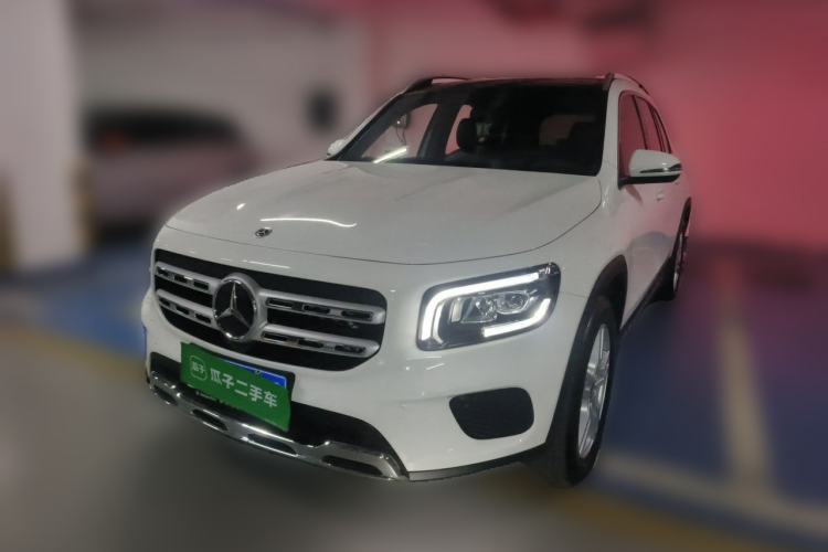 Używany Mercedes-Benz GLB 2023 GLB 200 Dynamic Edition