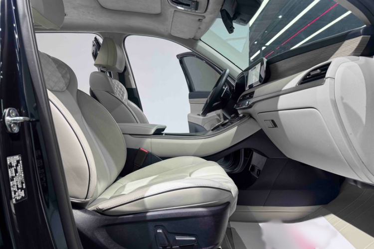 Used Hyundai Palisade 2021 3.5L Automatic 4x4 GLS Interior 7